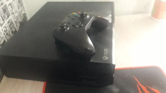 Vendo Xbox one fat. 750,00.