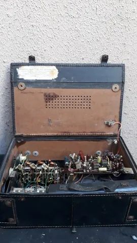 Rádio GE Antigo chassi e gabinete restauro ou peças 130,00 Pix e débito - 0708 - Foto 3