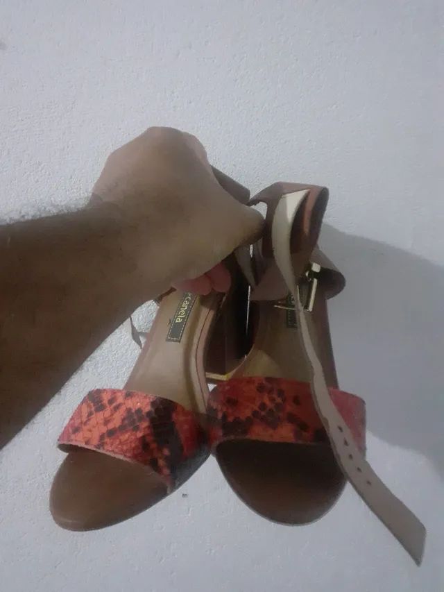 Sandália Casual Cravo&Canela 