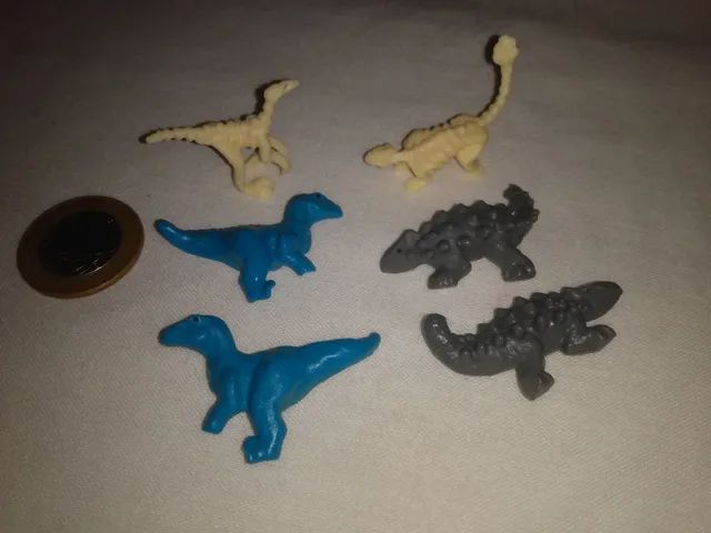 Coleção completa Dinossauros Jurassic World Kinder Ovo