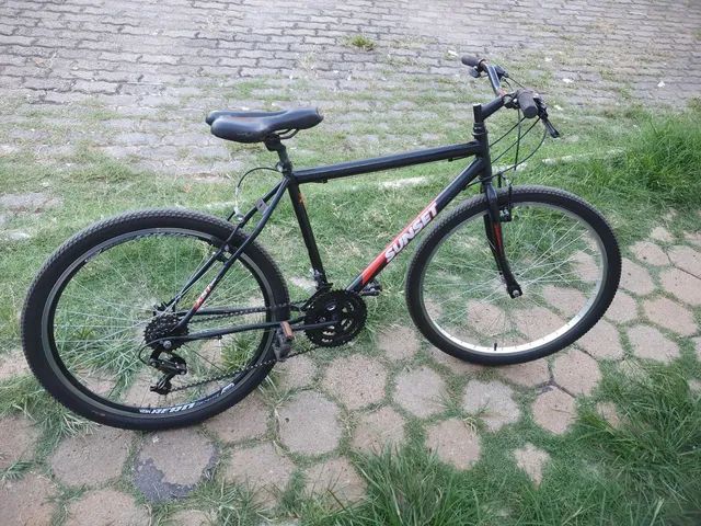 Bike aro 26 ideal para projetinho de grau - Ciclismo - Arapoanga  (Planaltina), Brasília 1251316874