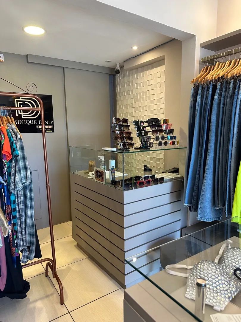 Vendo Loja de roupas feminina toda estruturada. - Foto 8