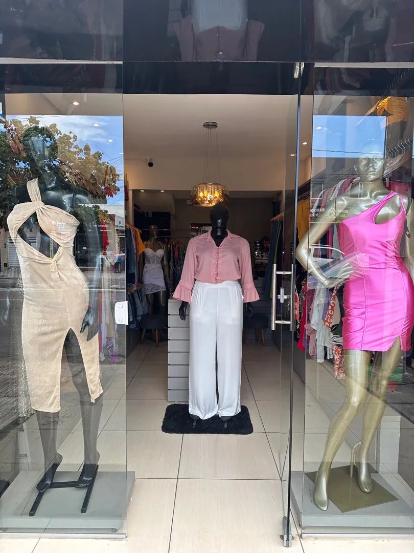 Vendo Loja de roupas feminina toda estruturada. - Foto 2