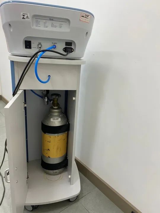 Vendo Aparelho de Carboxiterapia HTM - Foto 2