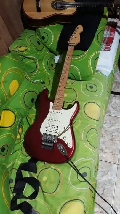 Guitarra Michael ST Fly Advanced GM247, troco por controladora DJ de meu interesse