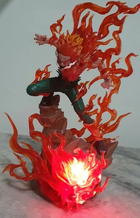 Guy sensei a besta verde de konoha 30cm