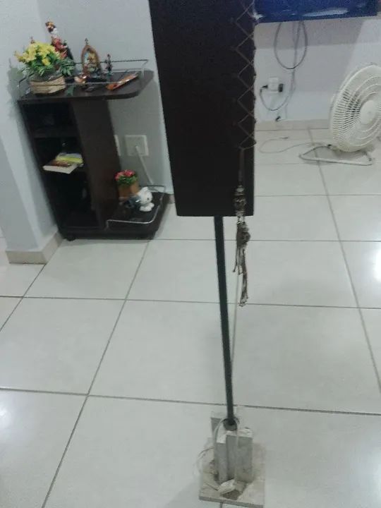 Luminária de chão em estilo rústico - Foto 2