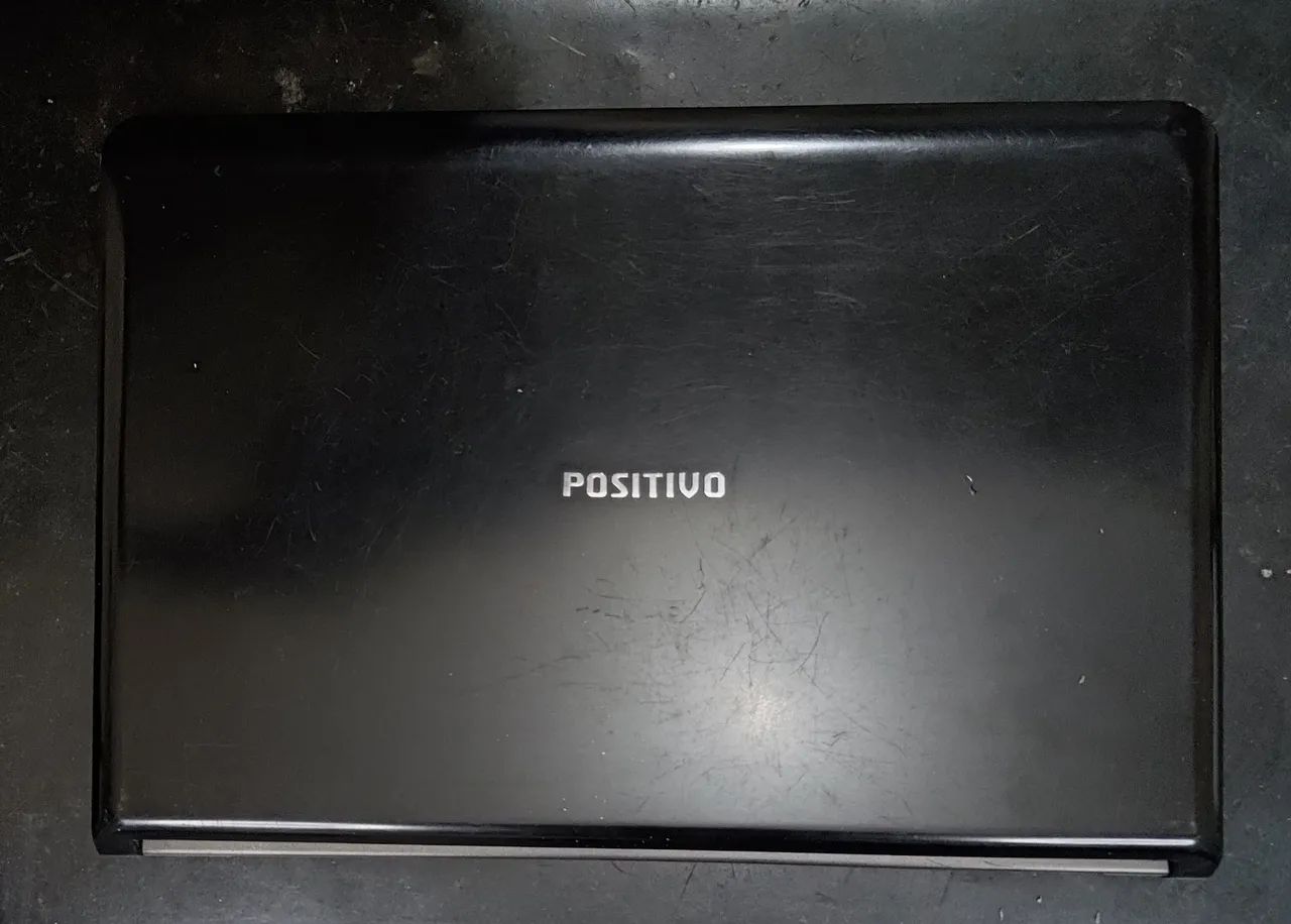 Notebook 4GB RAM 320GB HD