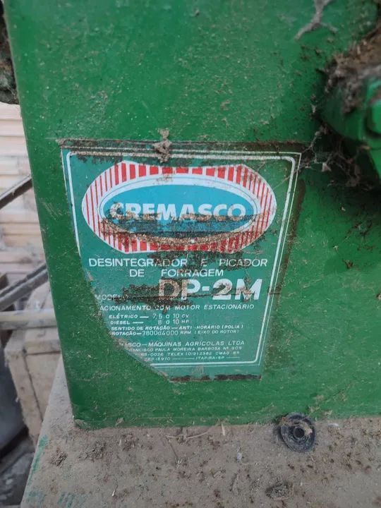 Desintegrador e picador de forragem - Foto 2