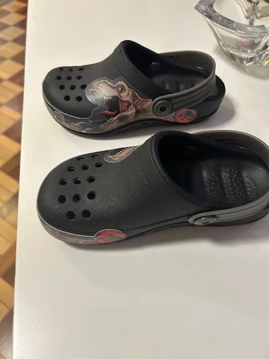 Chinelos croc Jurassic World -  - Foto 3