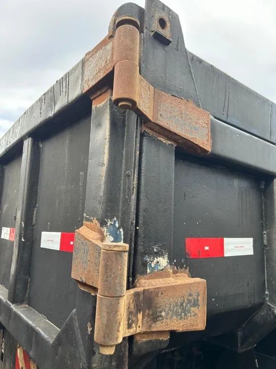 VW Constellation basculante com Cabine 2010 - Foto 5