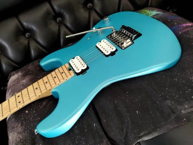 Charvel San Dimas Matte Blue Frost (ñ jackson ltd esp prs dean bc rich ibanez fender) - Foto 2