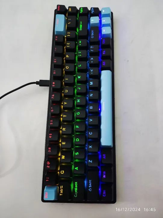 Teclado Mecânico 60% RGB SKYLION SWITCH BLUE - Foto 3