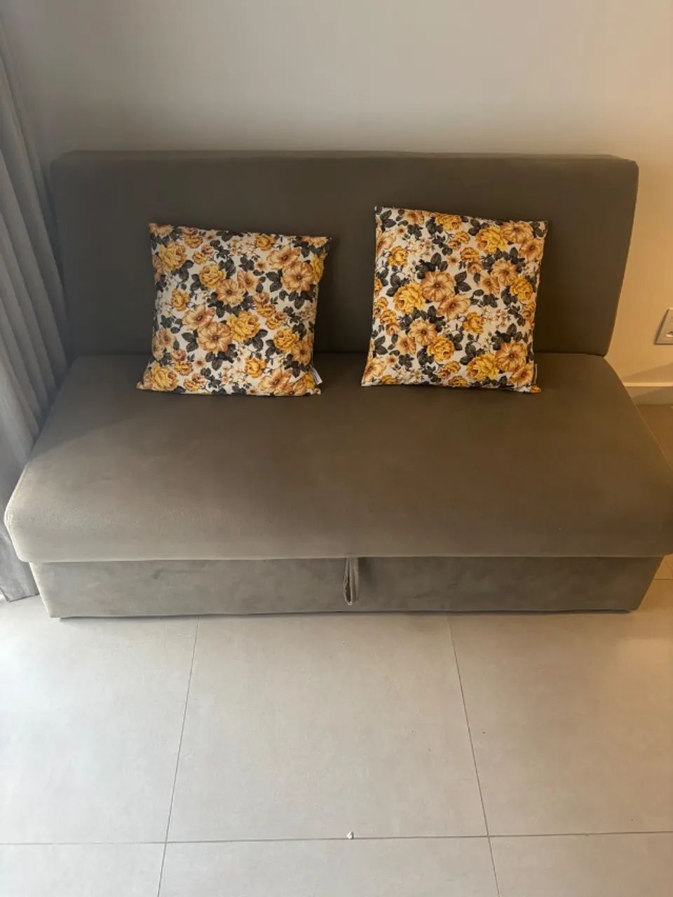 Sofá cama medindo 1.40 largura por 1.70 comprimento 64850511158529122