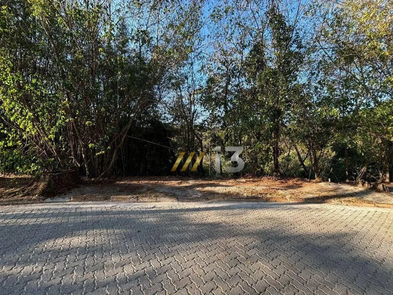 Terreno à venda, 1000 m² por R$ 299.000,00 - Condominio Chácara Pedra Grande - Atibaia/SP