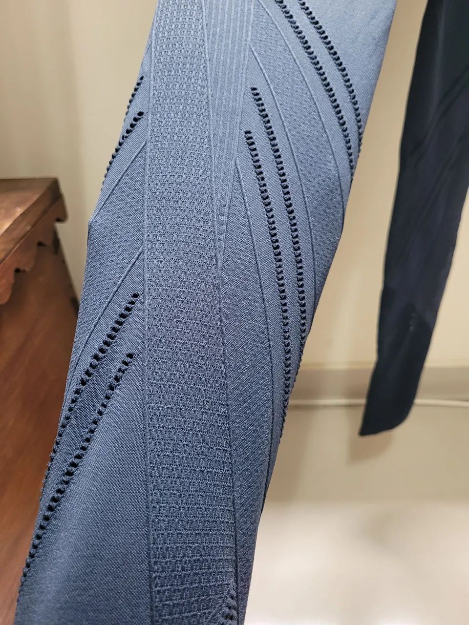 Legging Azul Marinho com Detalhes track& field. - Foto 4