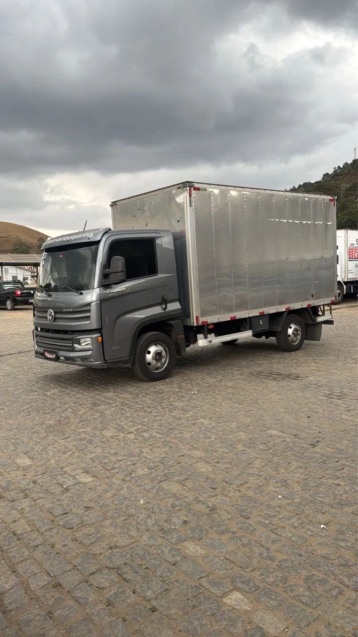 Volkswagen Express 2022 - Baú Fechado - Foto 6