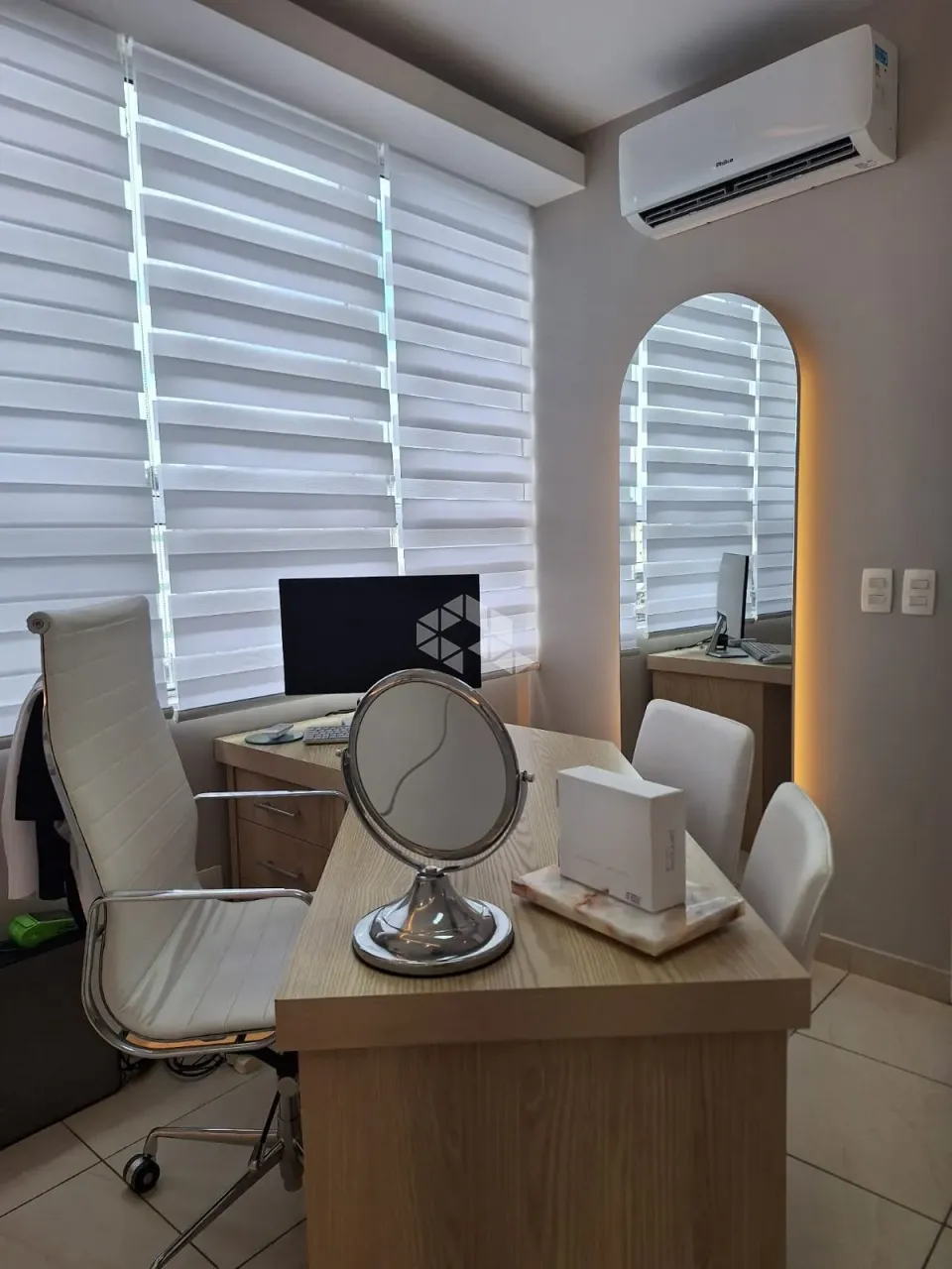 Sala comercial no Bairro Tristeza, Zona Sul de Porto Alegre