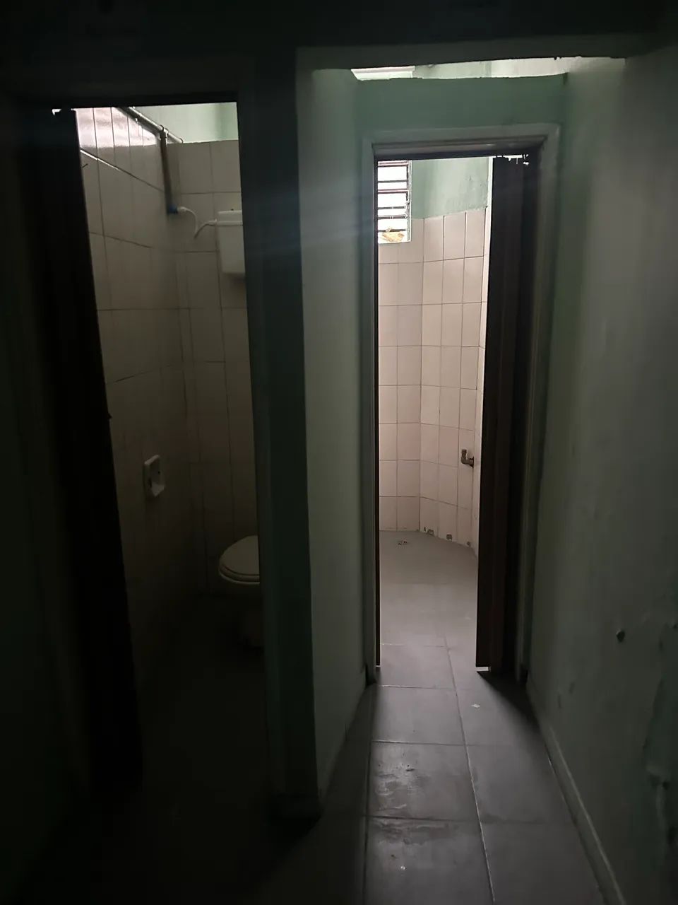 ALUGA-SE SALA COMERCIAL - CENTRO DE SJC! 50 m2  - Foto 4