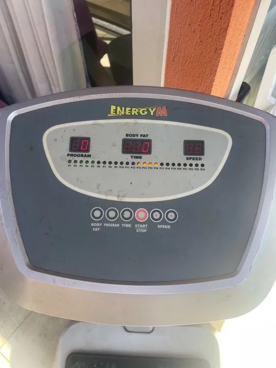 Plataforma Vibratória Energym - Usada