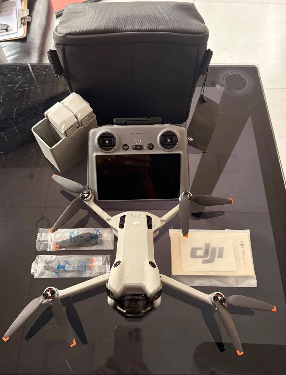 Drone DJI Mini 4 Pro combo fly more