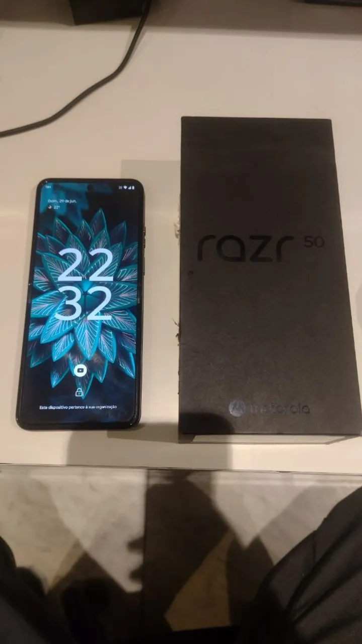 Motorola RAZR 50 Grey 512gb