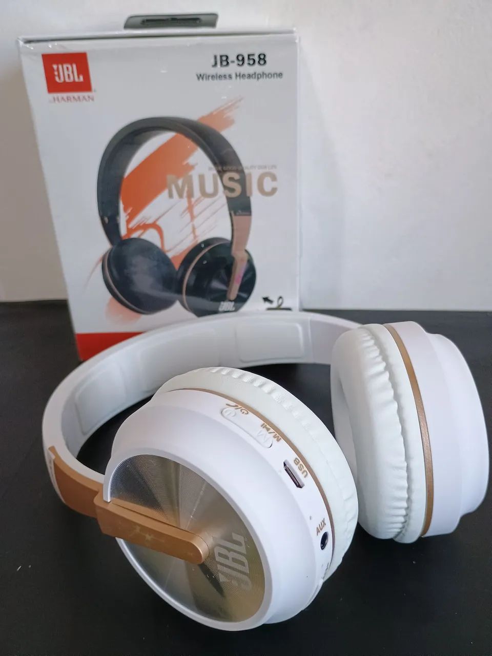 Fone JBL JB958 via bluetooth com led e Super Bass / OFERTA IMPERDÍVEL  - Foto 3