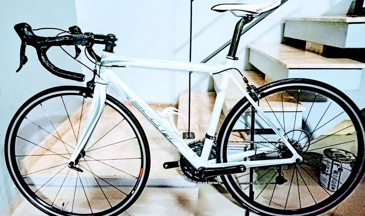 SPEEDSTER 52, SHIMANO 10v (18x). Trocas 5k - Foto 2