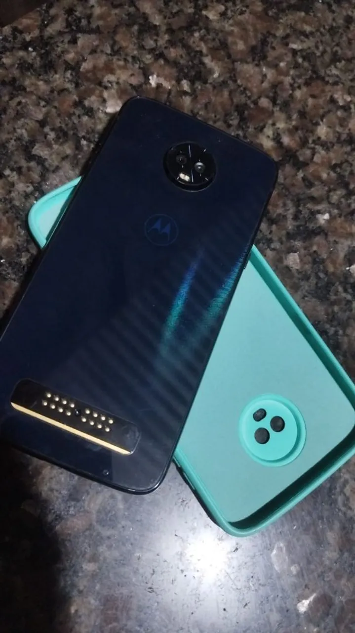 Moto Z3 PLAY