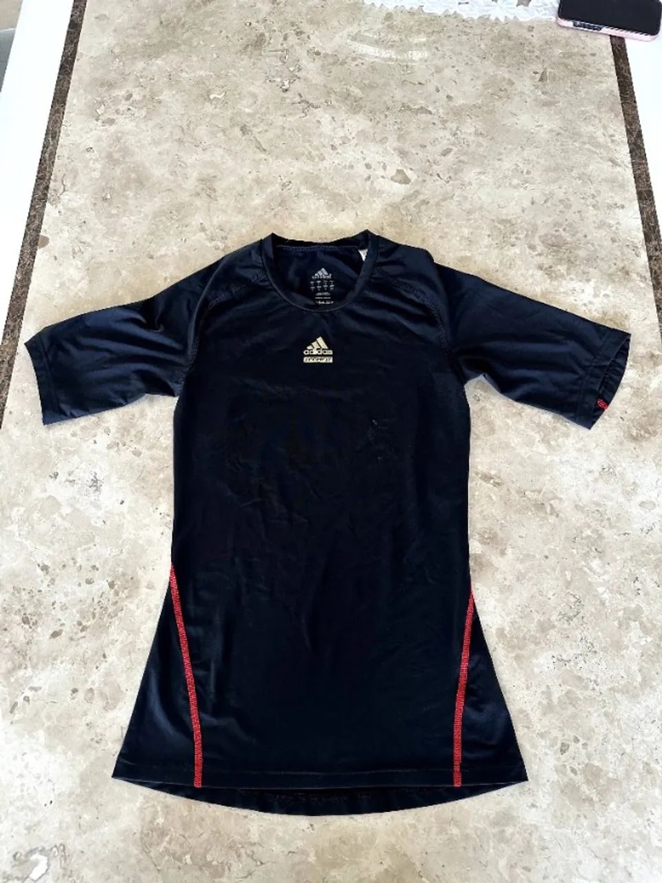 Camiseta térmica adidas masculina nunca usada - Foto 3