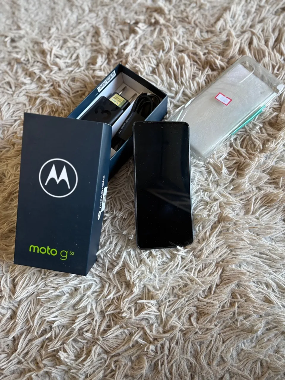 * Motorola G52 *