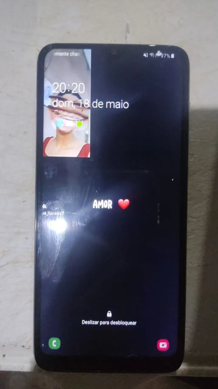 Samsung Galaxy a70, 128GB, 6 de ram, vendo ou troco por iPhone 6 a cima