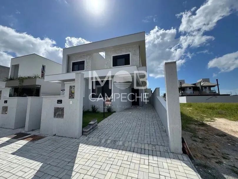 Casa financiável, com 3 suítes à venda, 162 m² - Campeche - Florianópolis/SC