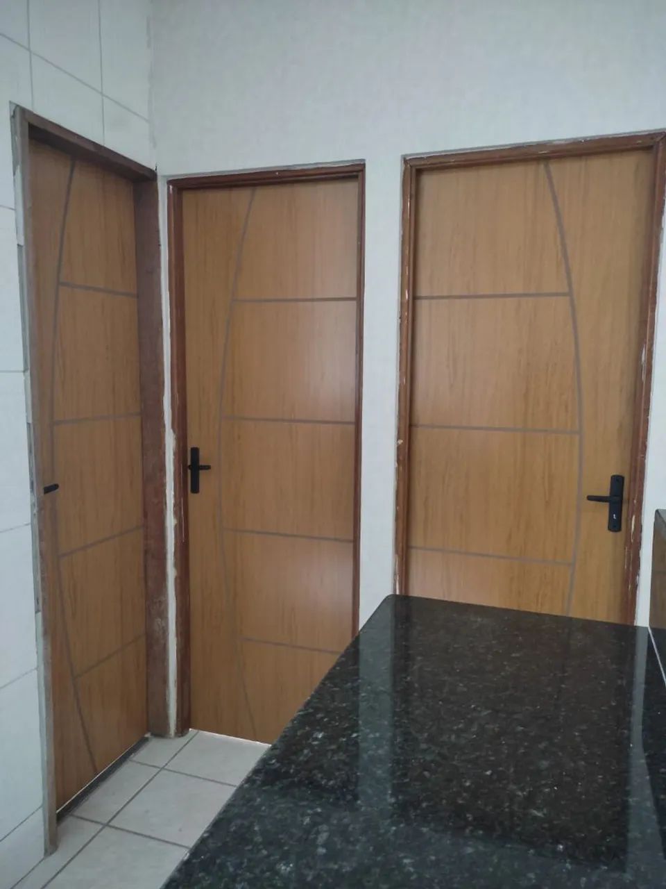 Reparos e instalação de portas e fechaduras - Foto 3