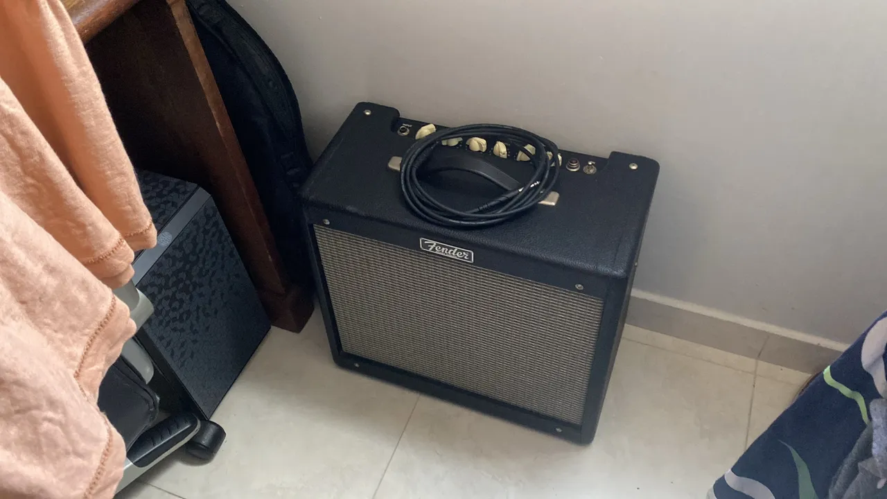 Amplificador Fender Blues Jr IV