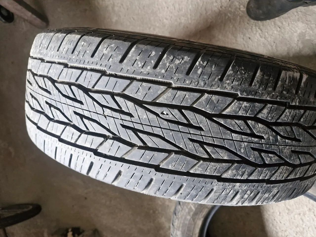 Pneus Continental 225/60 R17 - Foto 2