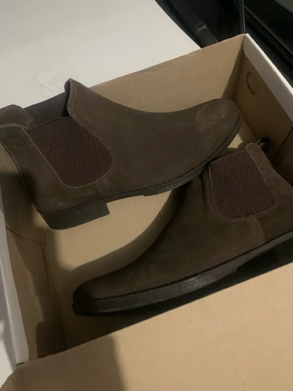 Botas Chelsea de Couro Marrom