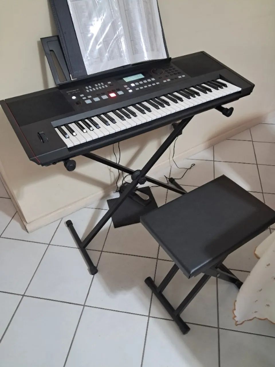 Teclado Roland ex50 com acessórios  - Foto 2