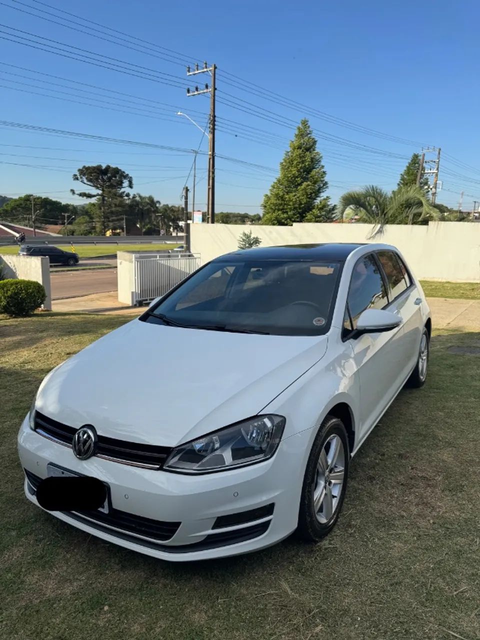 Volkswagen Golf Golf Comfortline 1.4 TSI 140cv Aut. 2015