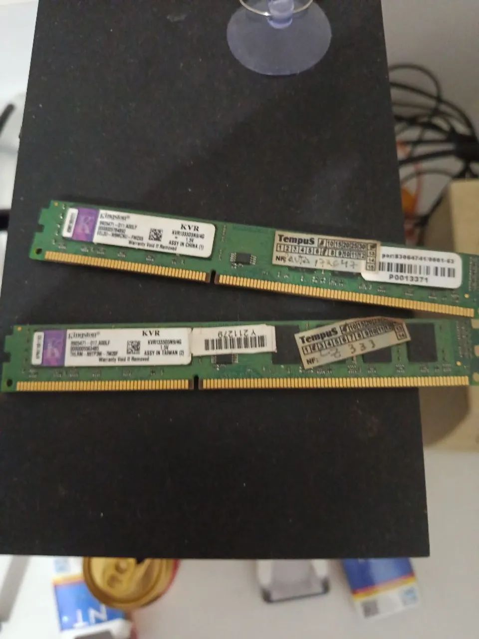 Kingston DDR3 4GB RAM Memory (KVR1333D3N9/4G) - tested and working64302742653953120