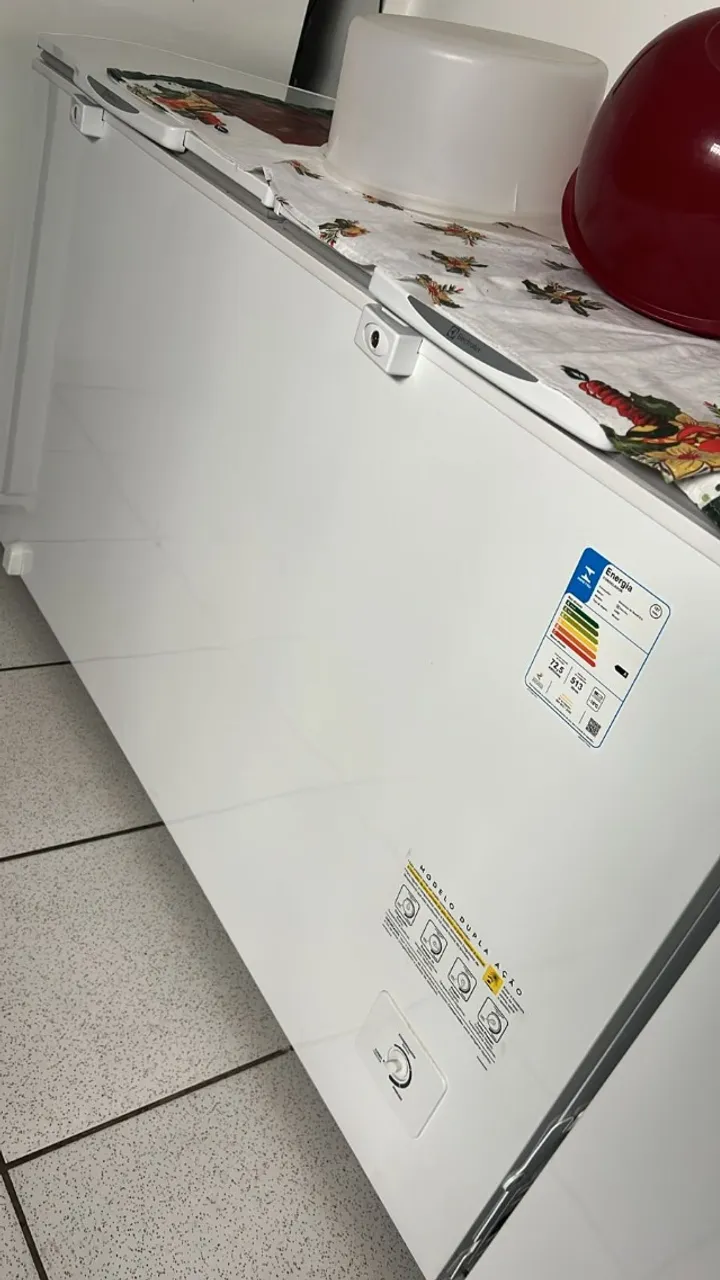Freezer horizontal Eletrolux 510l em perfeito estado