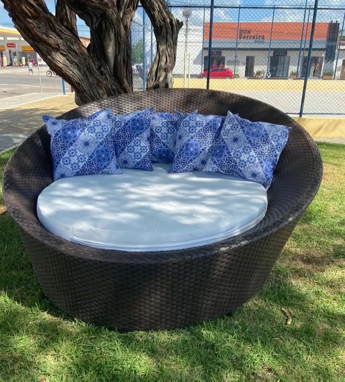 Poltrona chaise de fibra sintética  - Foto 3