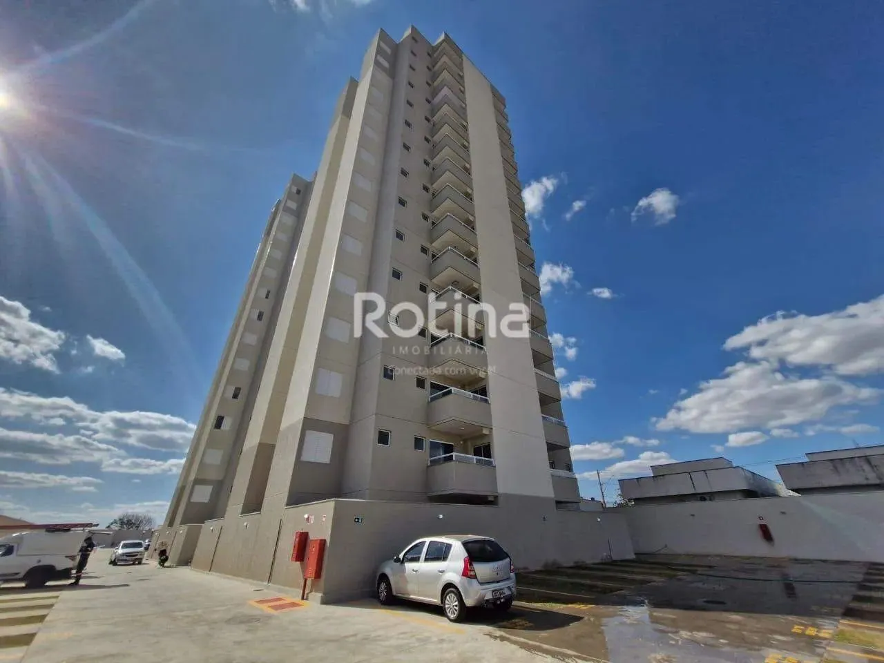 Apartamento para alugar, 2 quartos, Laranjeiras - Uberlândia/MG - Rotina Imobiliária
