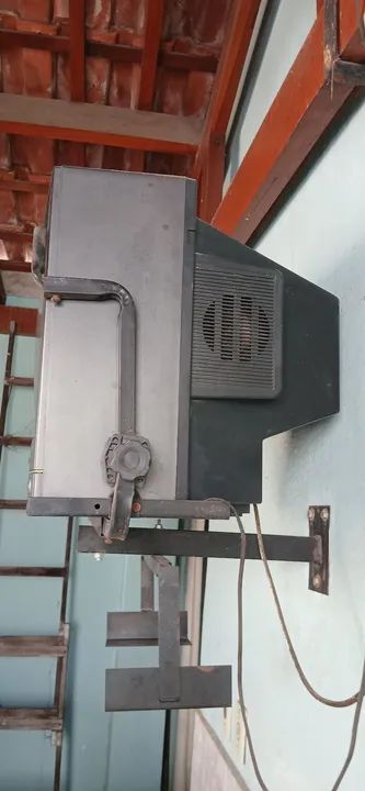 TV Mitsubishi 20 polegadas já com suporte  - Foto 4