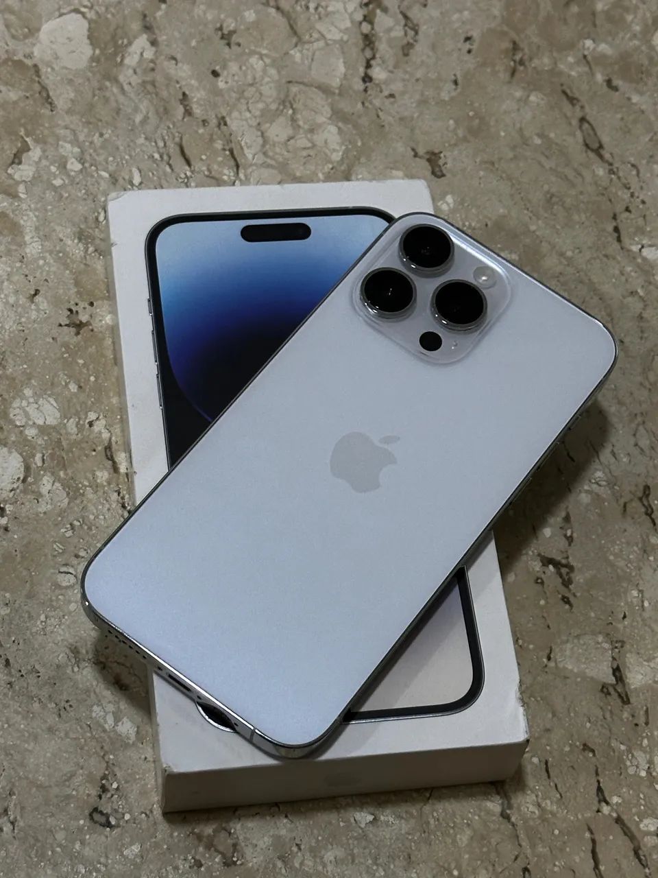 iPhone 14 Pro Max - SILVER (128GB) - Celulares e Smartphones