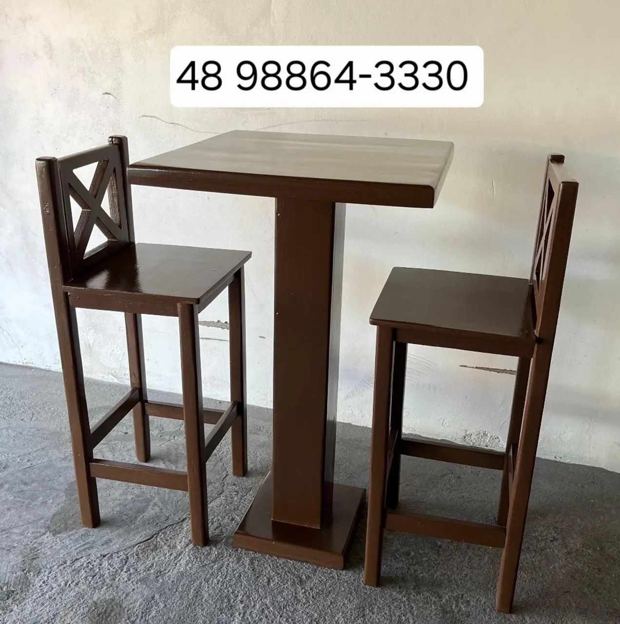 Banquetas Em Madeira 