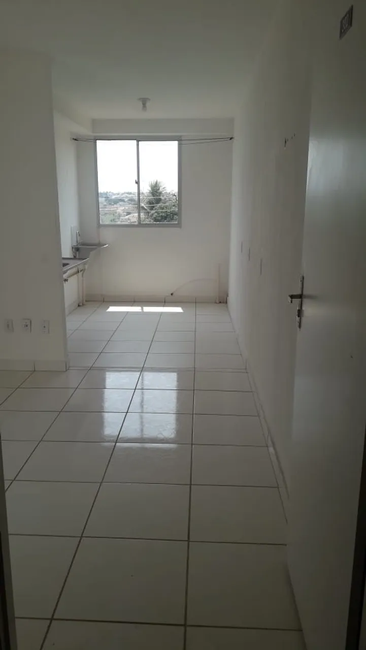 Alugo apartamento