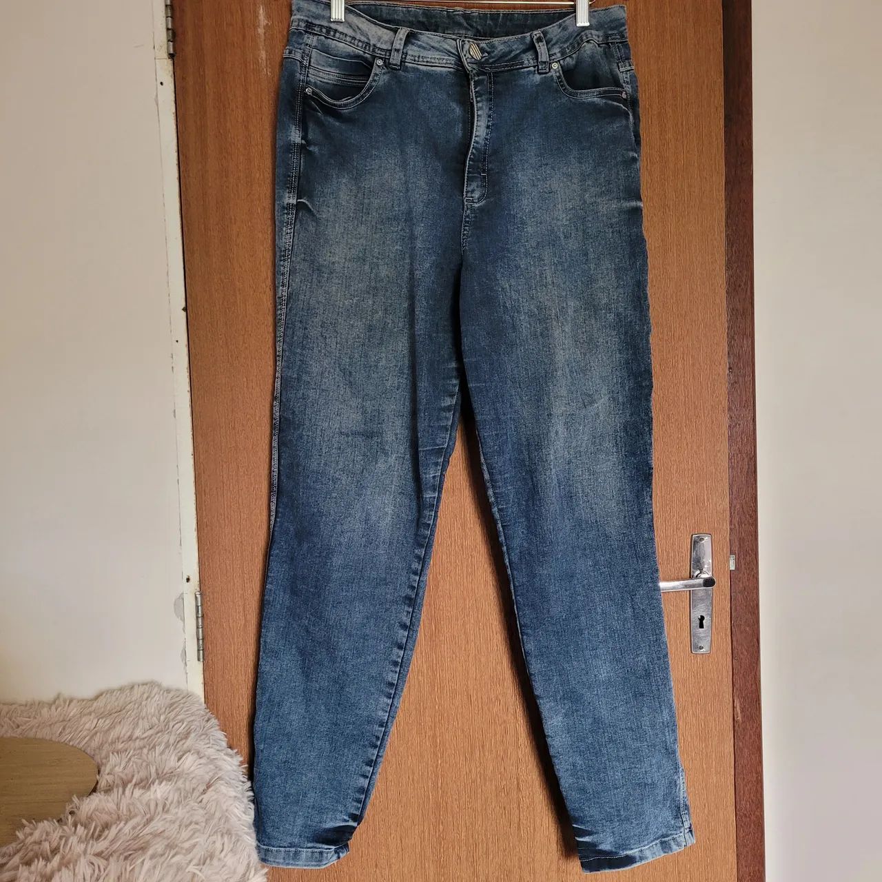 Calça jeans feminina - Tamanho 48