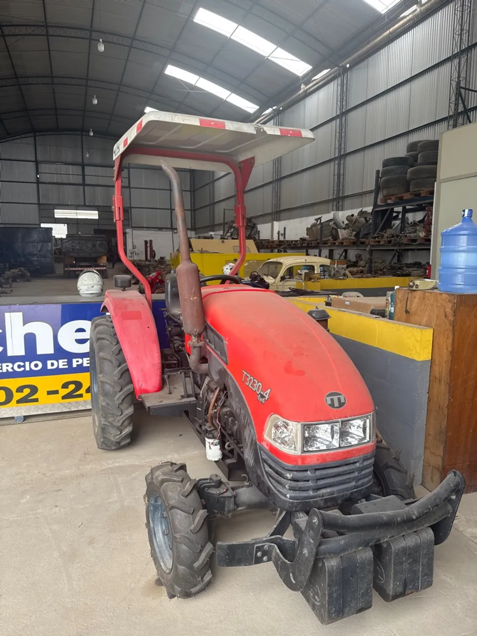 Trator Agrícola Tramontini T3230-4 4x4