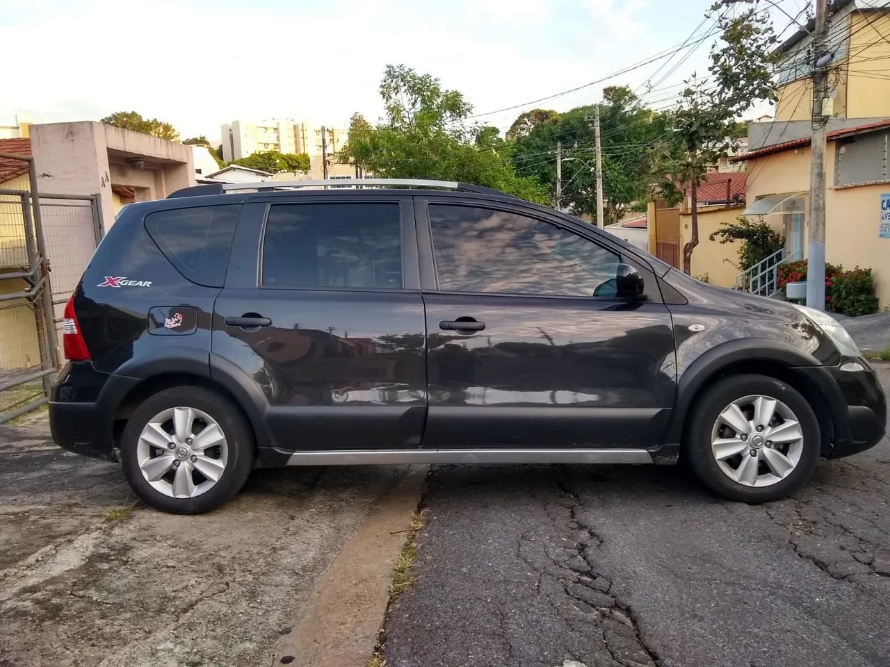 Nissan Livina Xgear 1.8 Completo  - Foto 4
